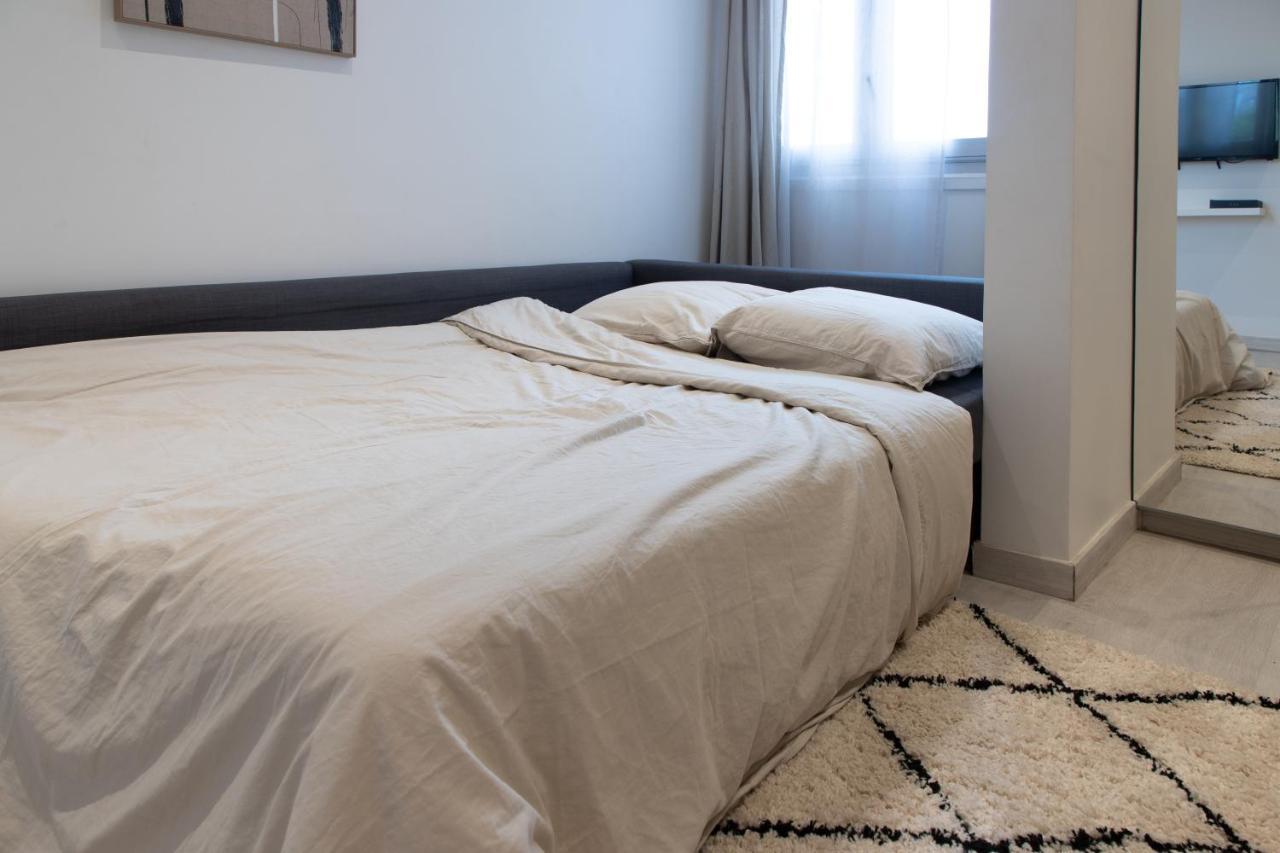 Le Victorieux - Appart 2 Pieces -Proche Paris กลีชี ภายนอก รูปภาพ